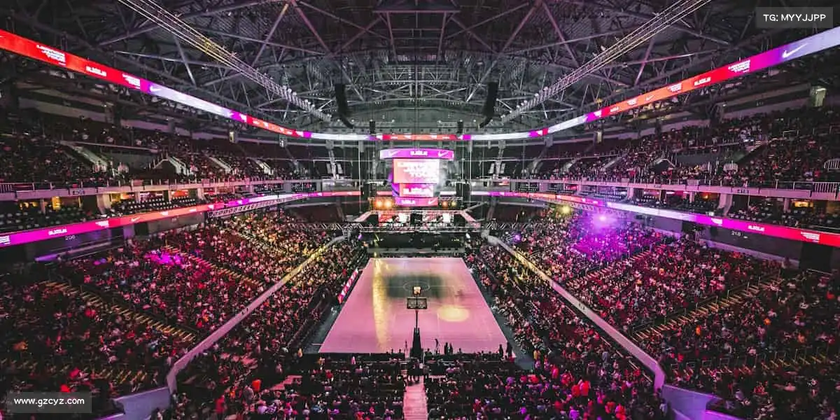 必一运动🥎棒球划过弧线，追逐胜利的脚步永不停歇！